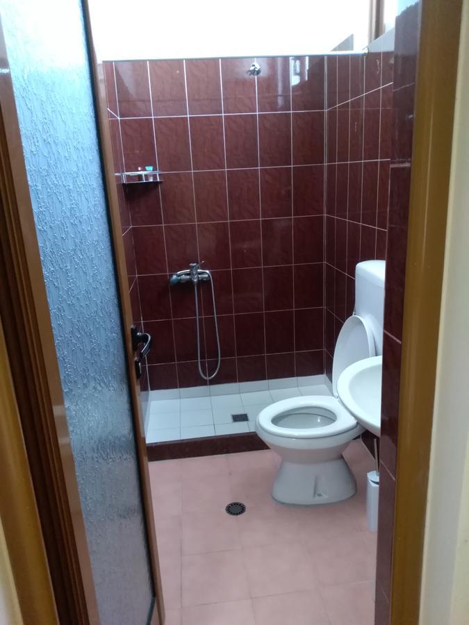 Hotel Gjeli Fier Dış mekan fotoğraf