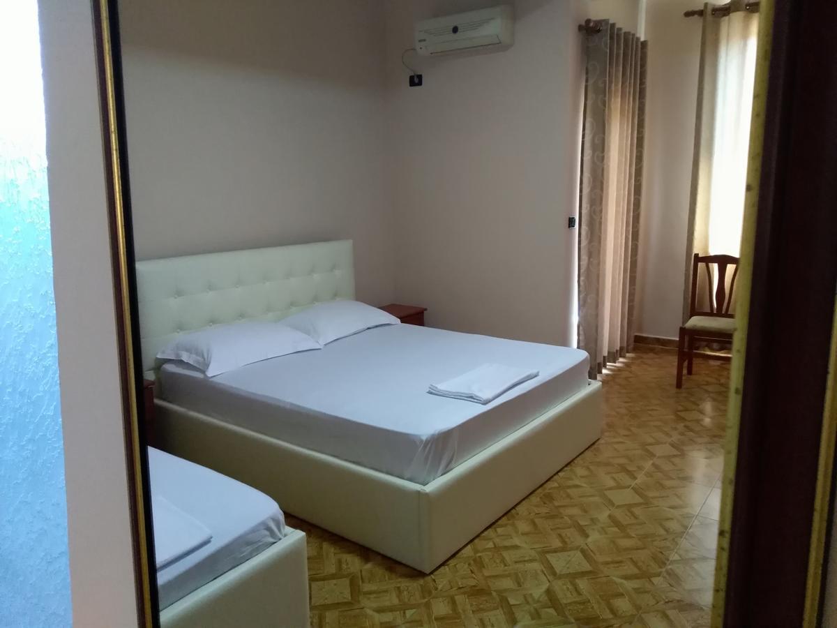 Hotel Gjeli Fier Dış mekan fotoğraf