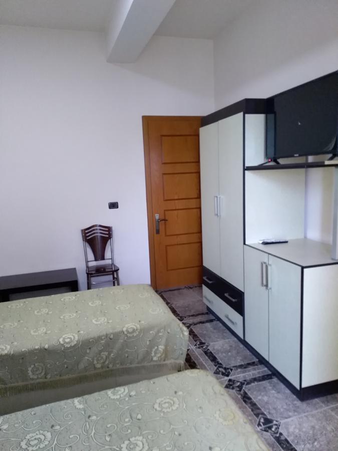 Hotel Gjeli Fier Dış mekan fotoğraf