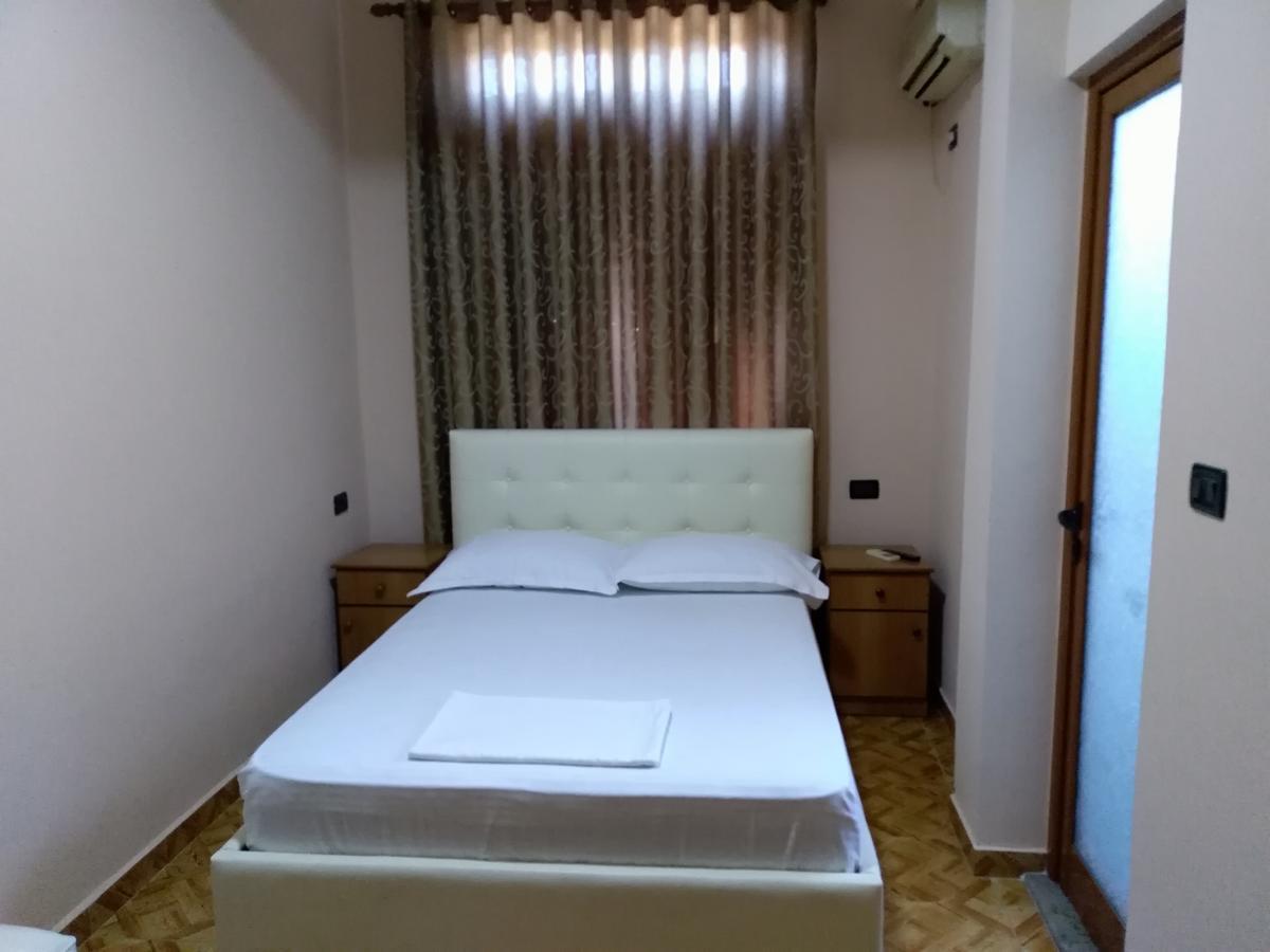 Hotel Gjeli Fier Dış mekan fotoğraf